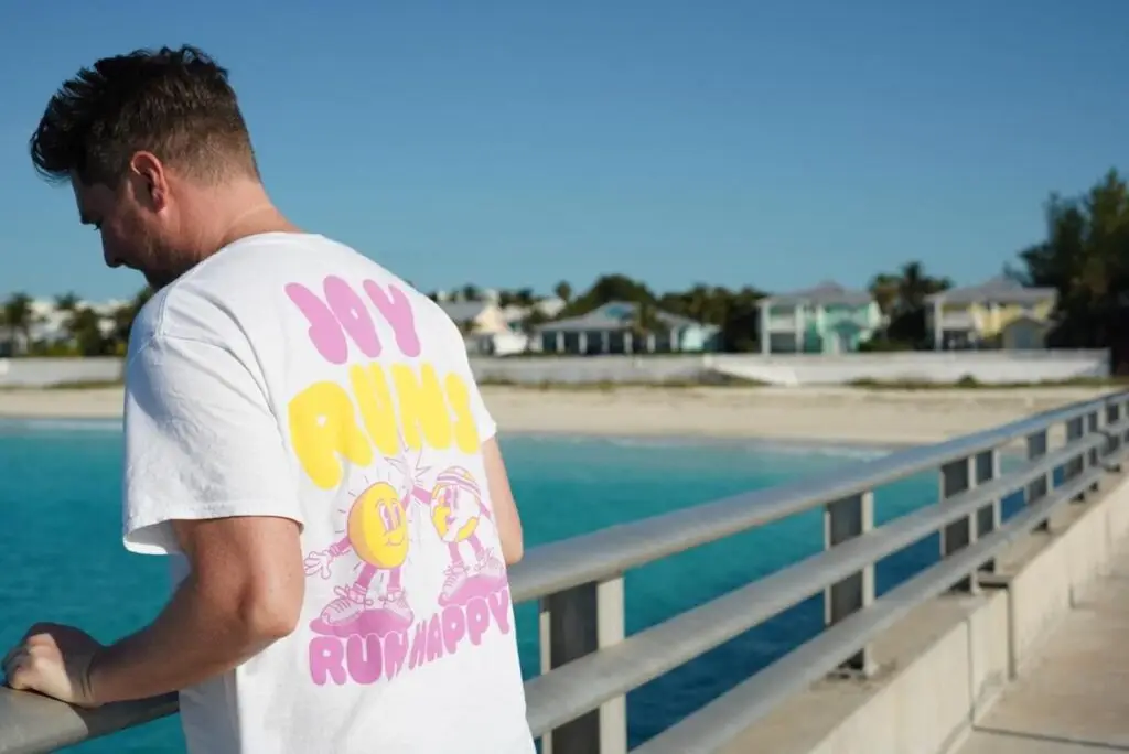 Cool running t-shirt on a pier